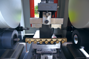 專用機(ji)床的特征(zhēng)及其操作(zuò)規範